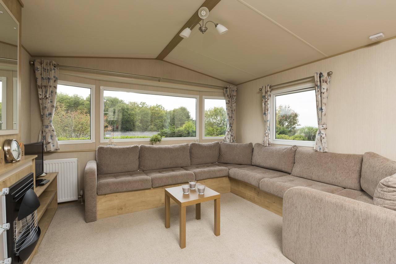 Sandy Balls Holiday Village Fordingbridge Eksteriør bilde